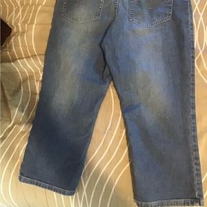 J Jill Skinny Capri Distressed Jeans Size 10